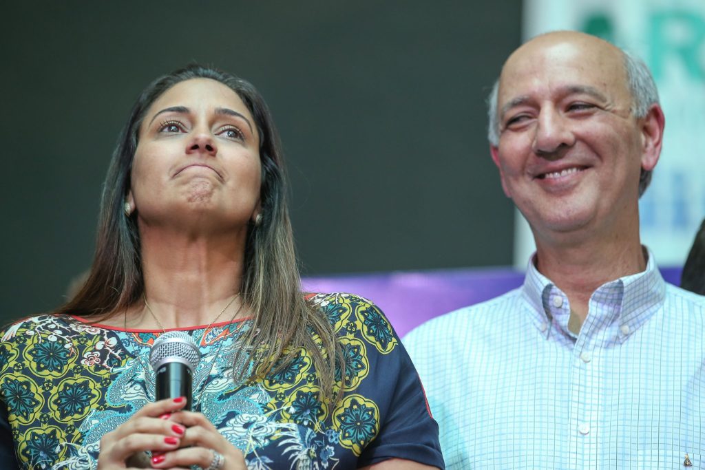 Ibaneis vê Flávia Arruda candidata ao governo do DF