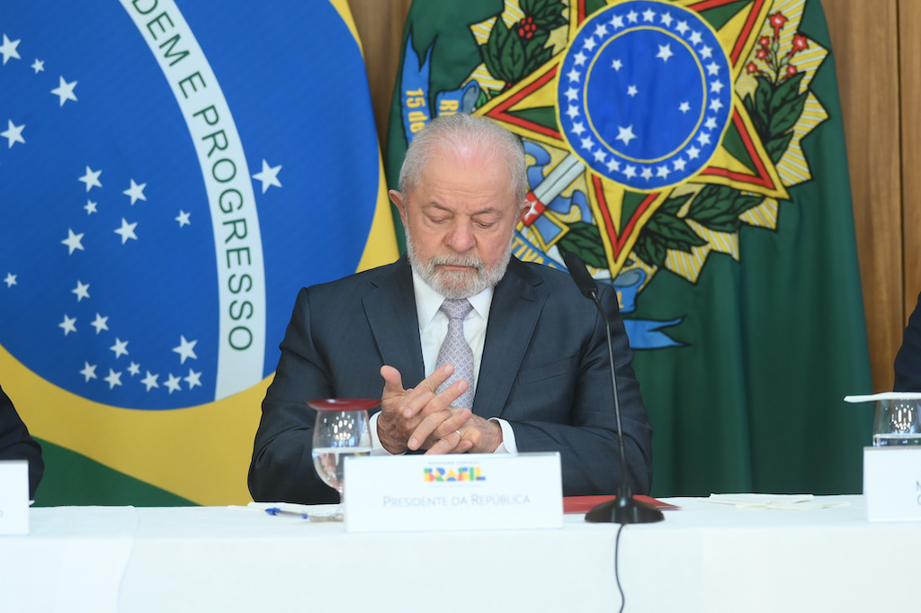 Pouca gordura para negociar