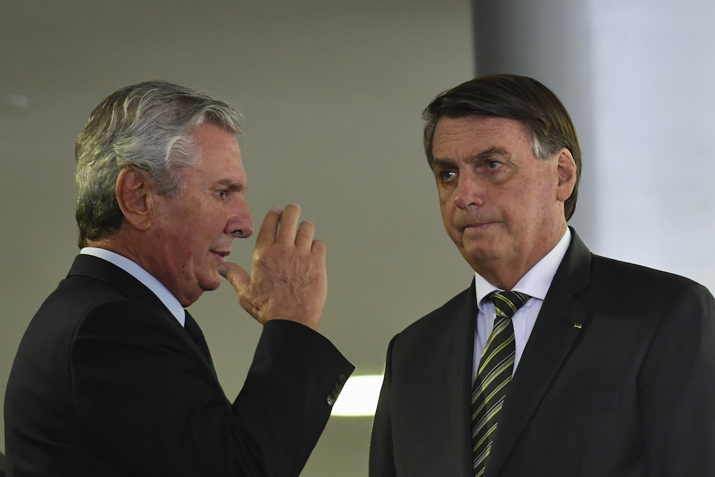 Collor vai para o partido de Bolsonaro