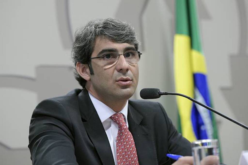 A pressão pelas agências