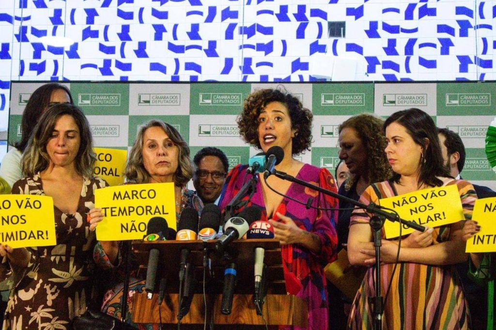Os pequenos perderam