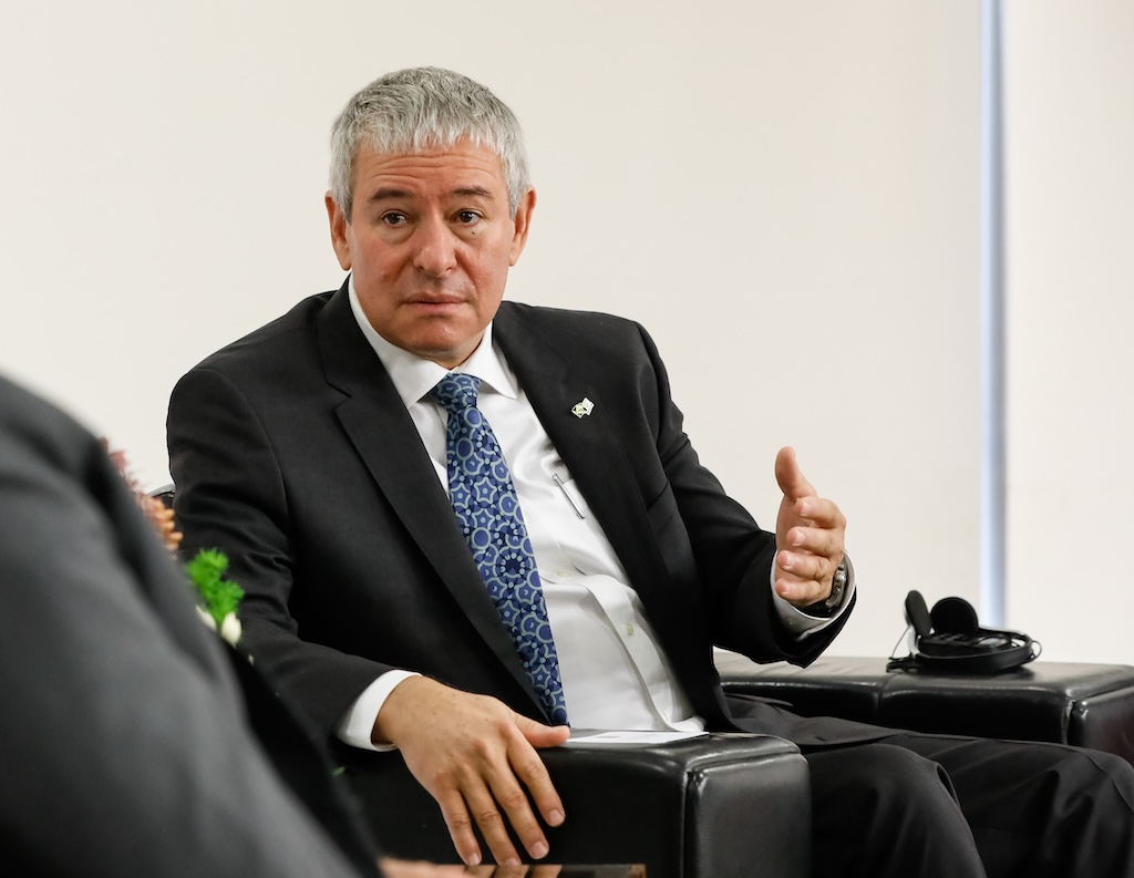 Brasil rejeita (falsa) versão