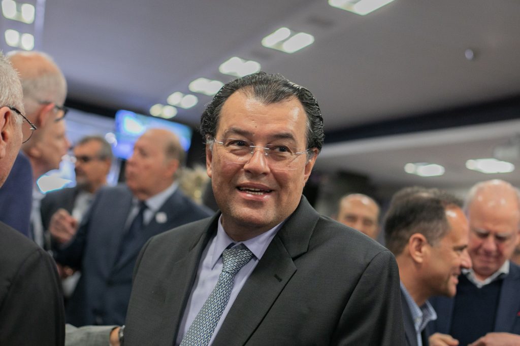Mais R$ 20 bilhões e pronto