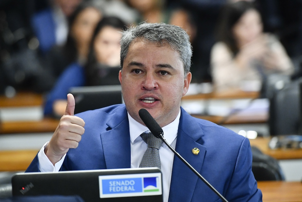 Problemas na frente