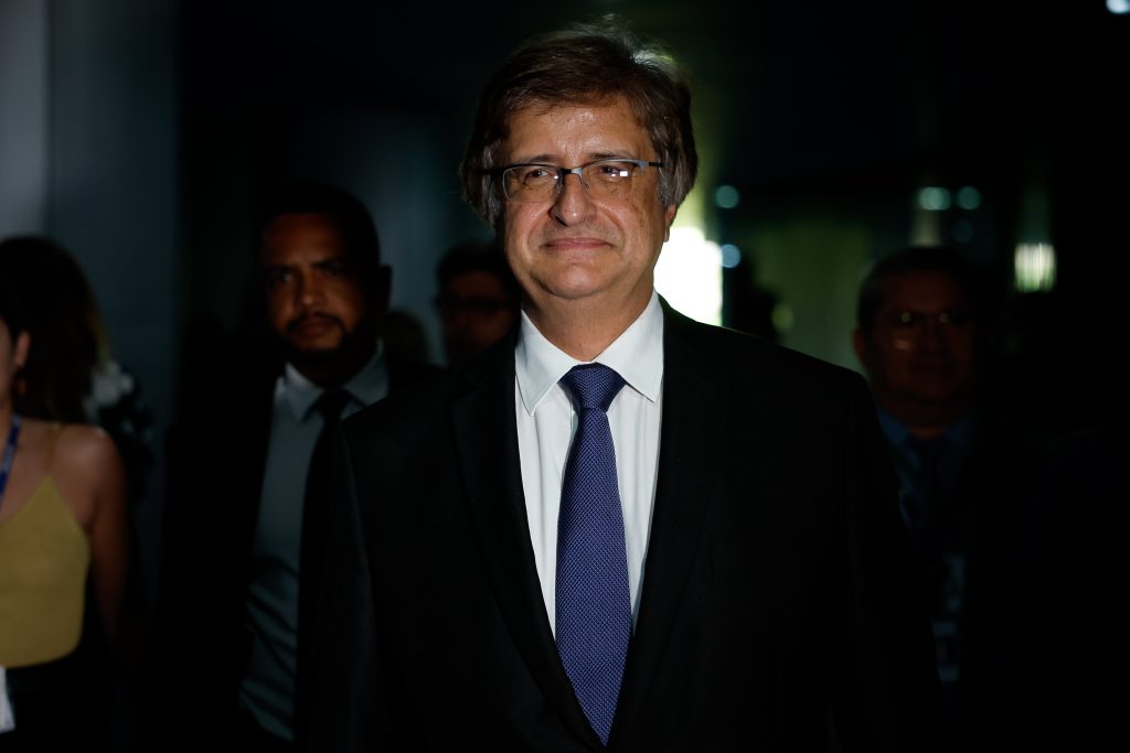 Mais cargos para o PGR