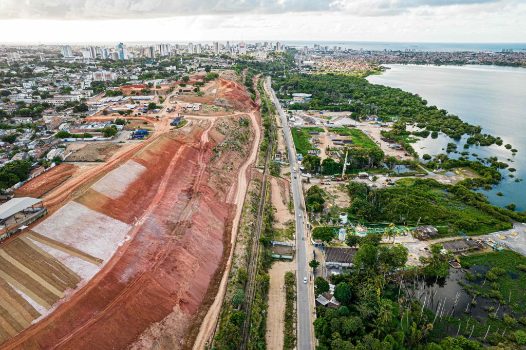 A parte do governo no desastre