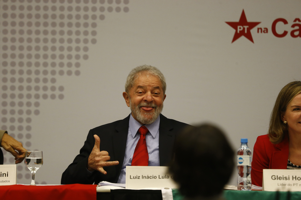 Para Lula, guerra só será vencida com suspeição de Moro e saída de Bolsonaro