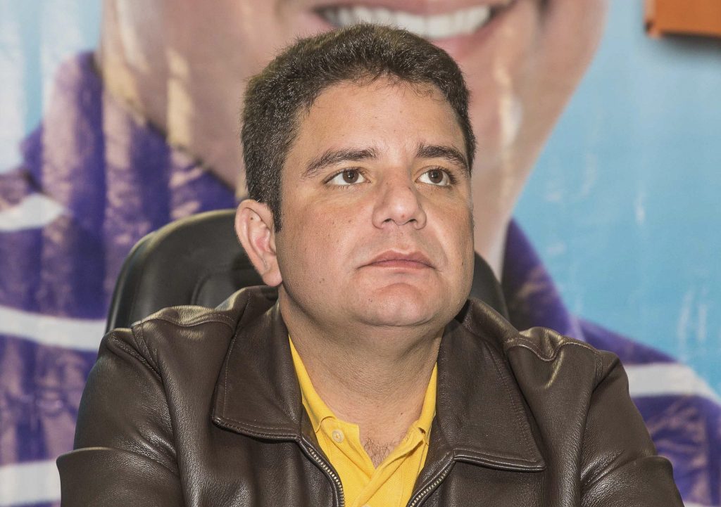 Camelli pode viajar