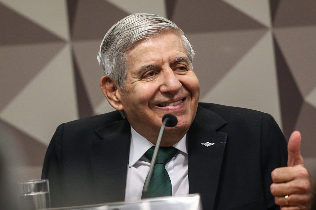 A mentira de Heleno
