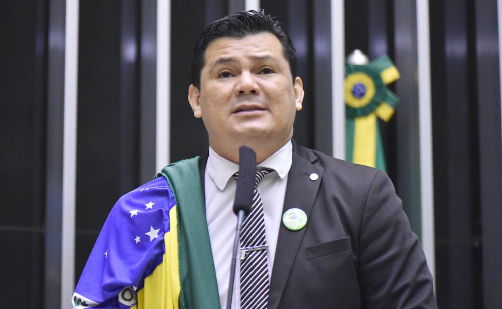 Falou, vai ter de responder