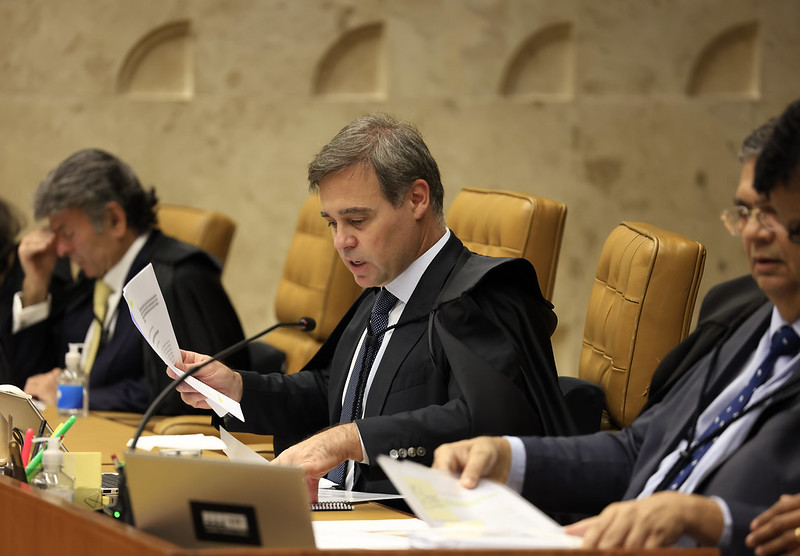 Arruma aí, ministro