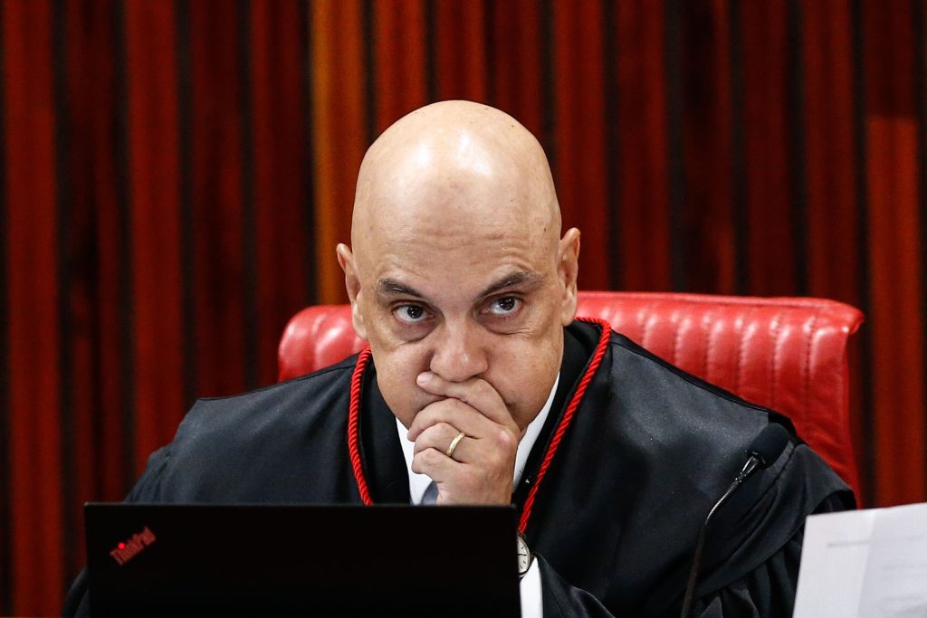 A política na reação
