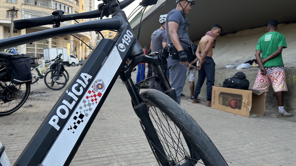 Freio na polícia