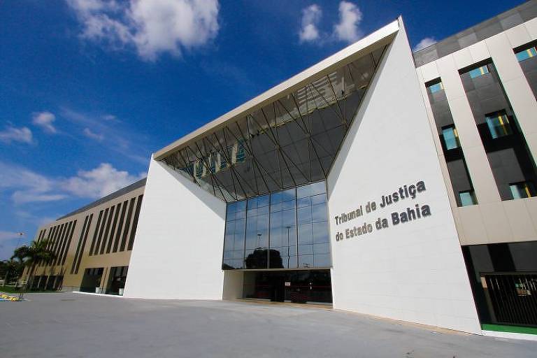 Mais polícia no TJ da Bahia