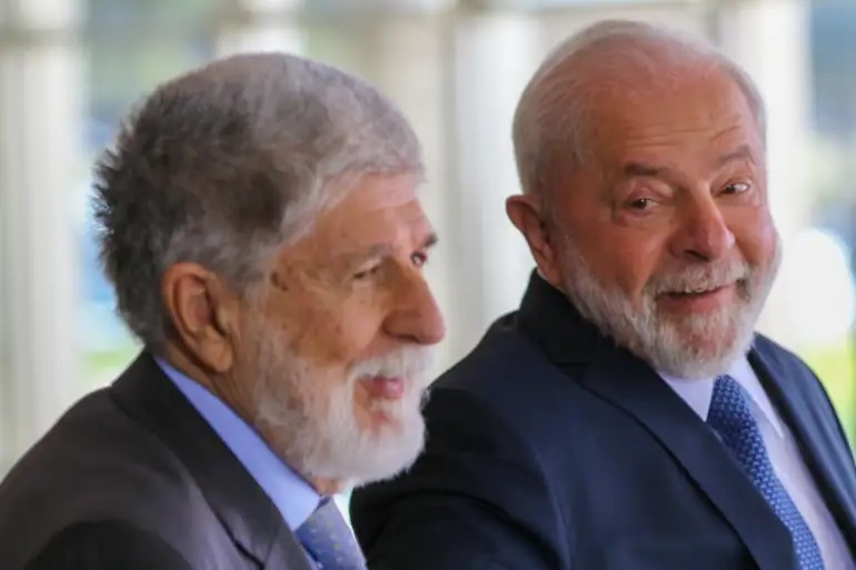 O construtor de crises