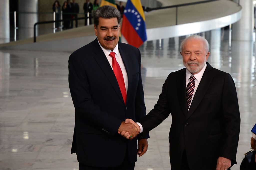 Maduro ficou pesado de carregar