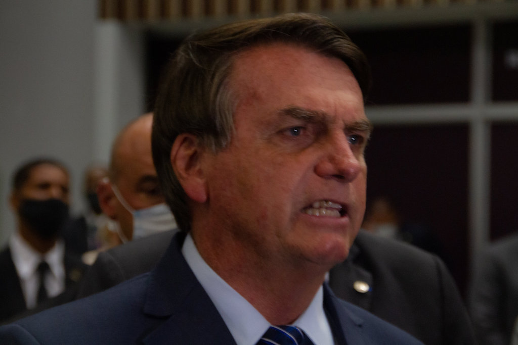 Líderes de Bolsonaro tentam reduzir danos na CPI