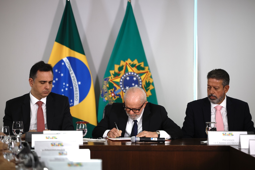 Contra as emendas