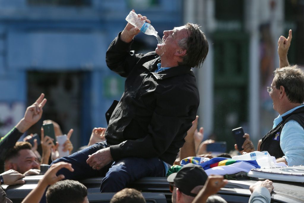 Um presente para Bolsonaro