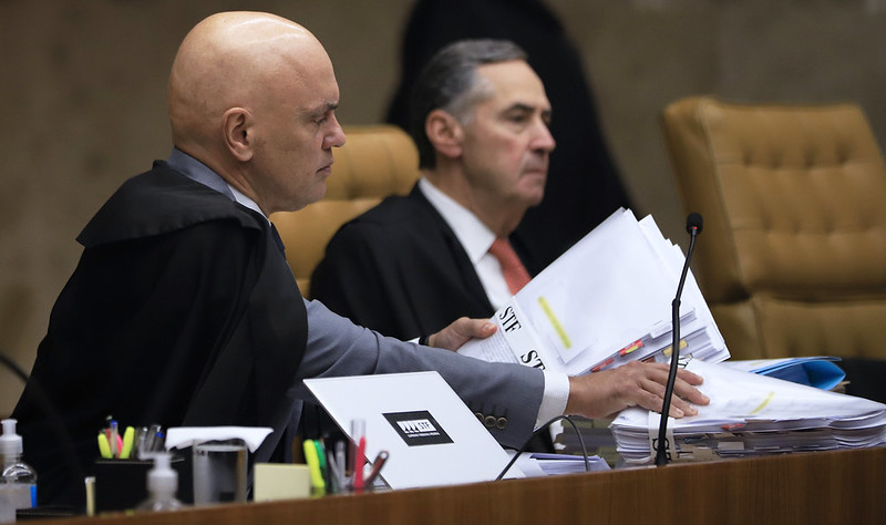 Impedimento? VAR diz que não