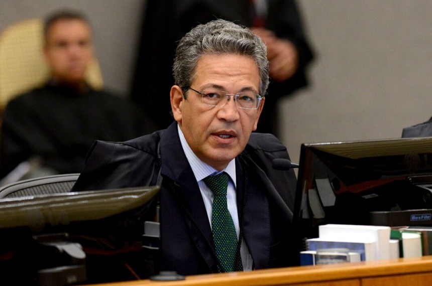 No lugar do Salomão