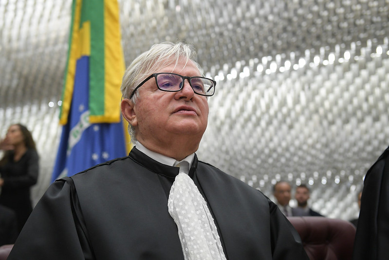 Precisamos de mais juízes