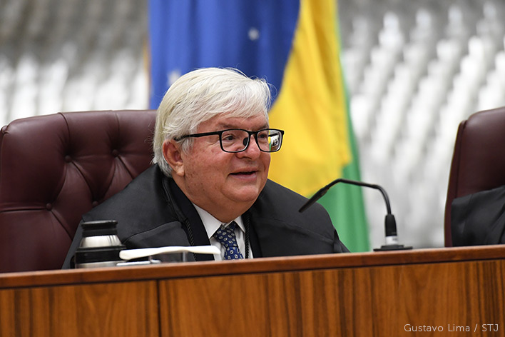 Transparência e reforços