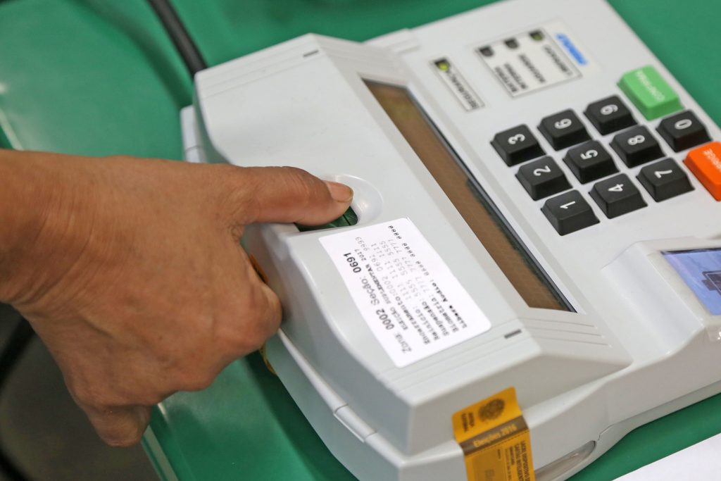 Plataforma aponta desigualdade na distribuição de dinheiro eleitoral