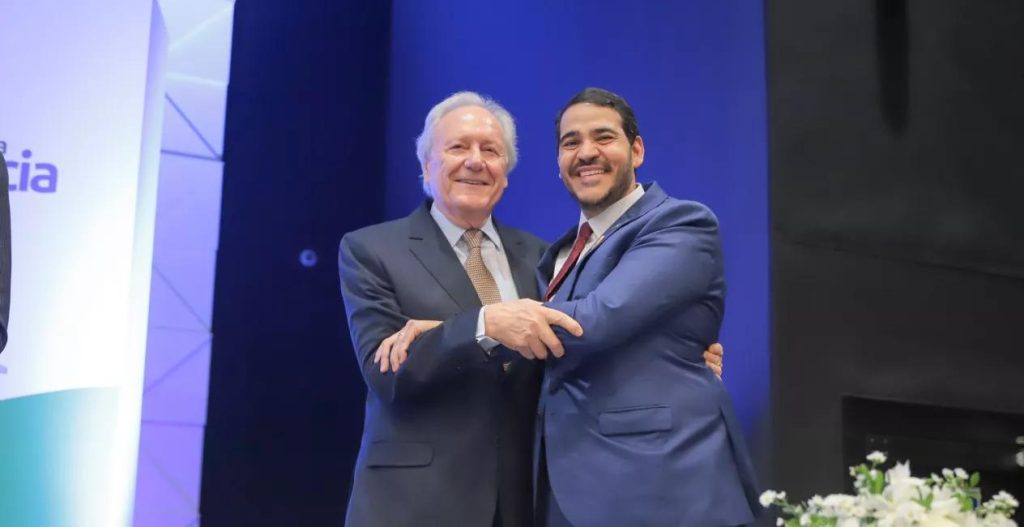 Duas vagas na mesa