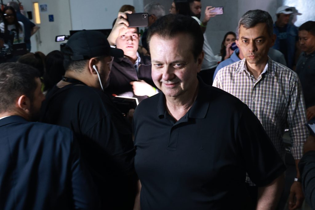 Kassab na frente
