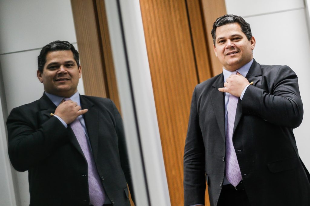 Mais perto da Presidência