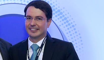 Deu Fernando Passos de novo
