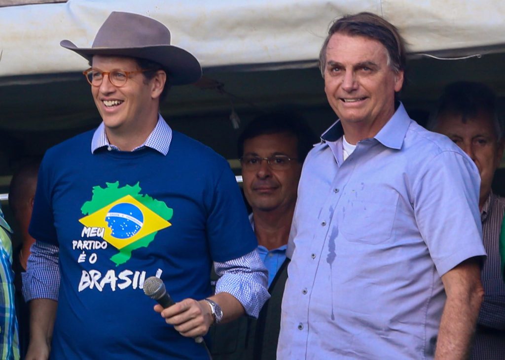 Centrão volta a pedir a cabeça de Ricardo Salles