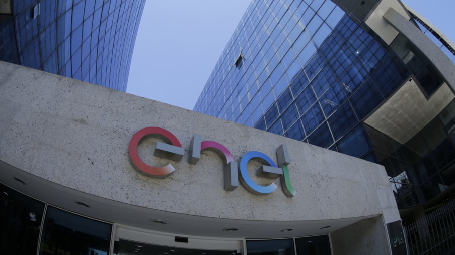 É com a Enel