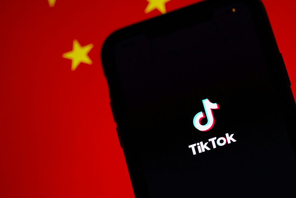 A dança política do TikTok
