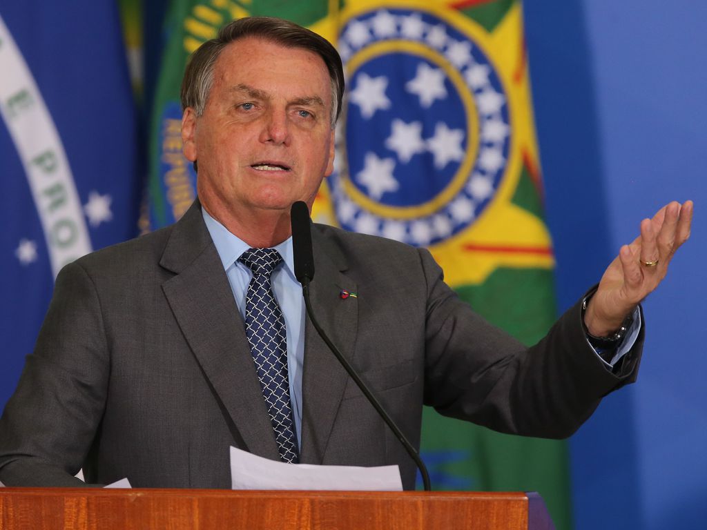 Bolsonaro diz que gostou do depoimento de Pazuello na CPI