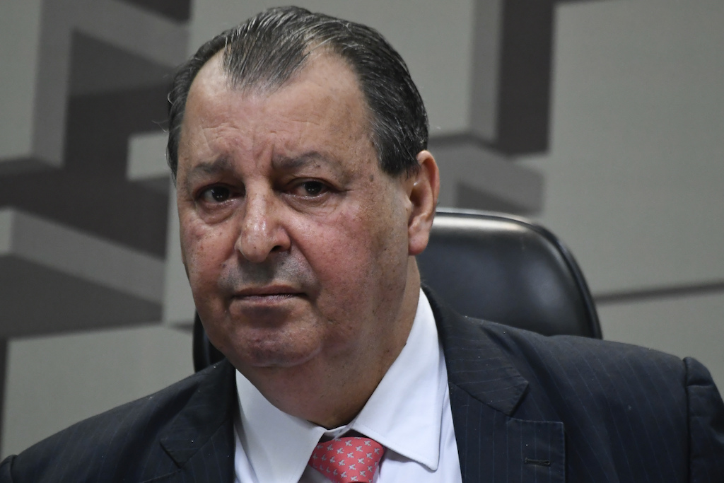 Tropa de choque quer usar Manaus para mudar foco da CPI