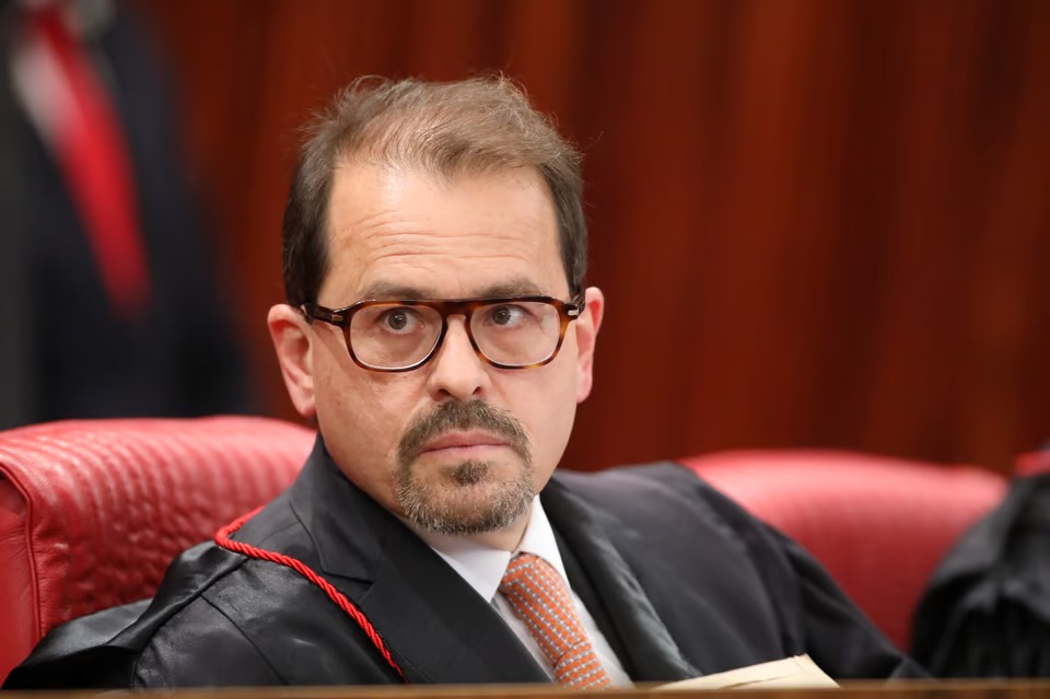 Um aliado a menos
