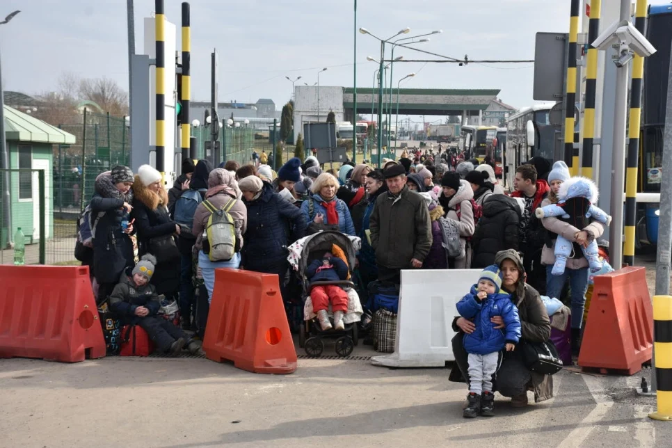 Mais de 1,7 milhão de refugiados já saíram da Ucrânia