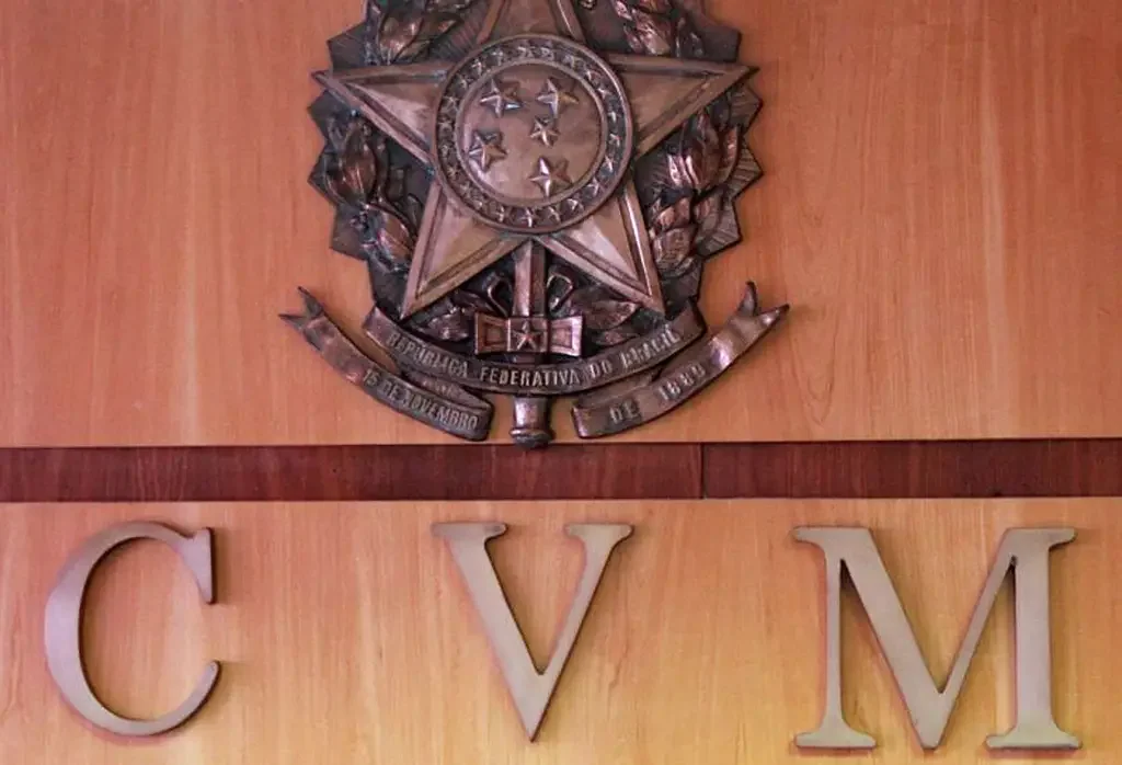 A nova lupa da CVM