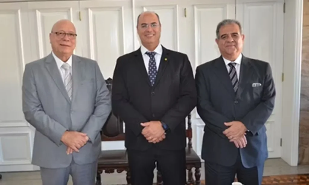 Pedágio dá cadeia